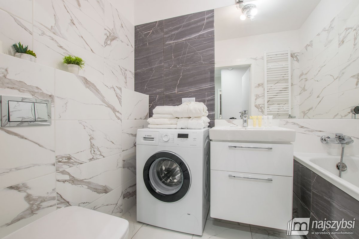 Dziwnów - apartament z miejscem postojowym (11)