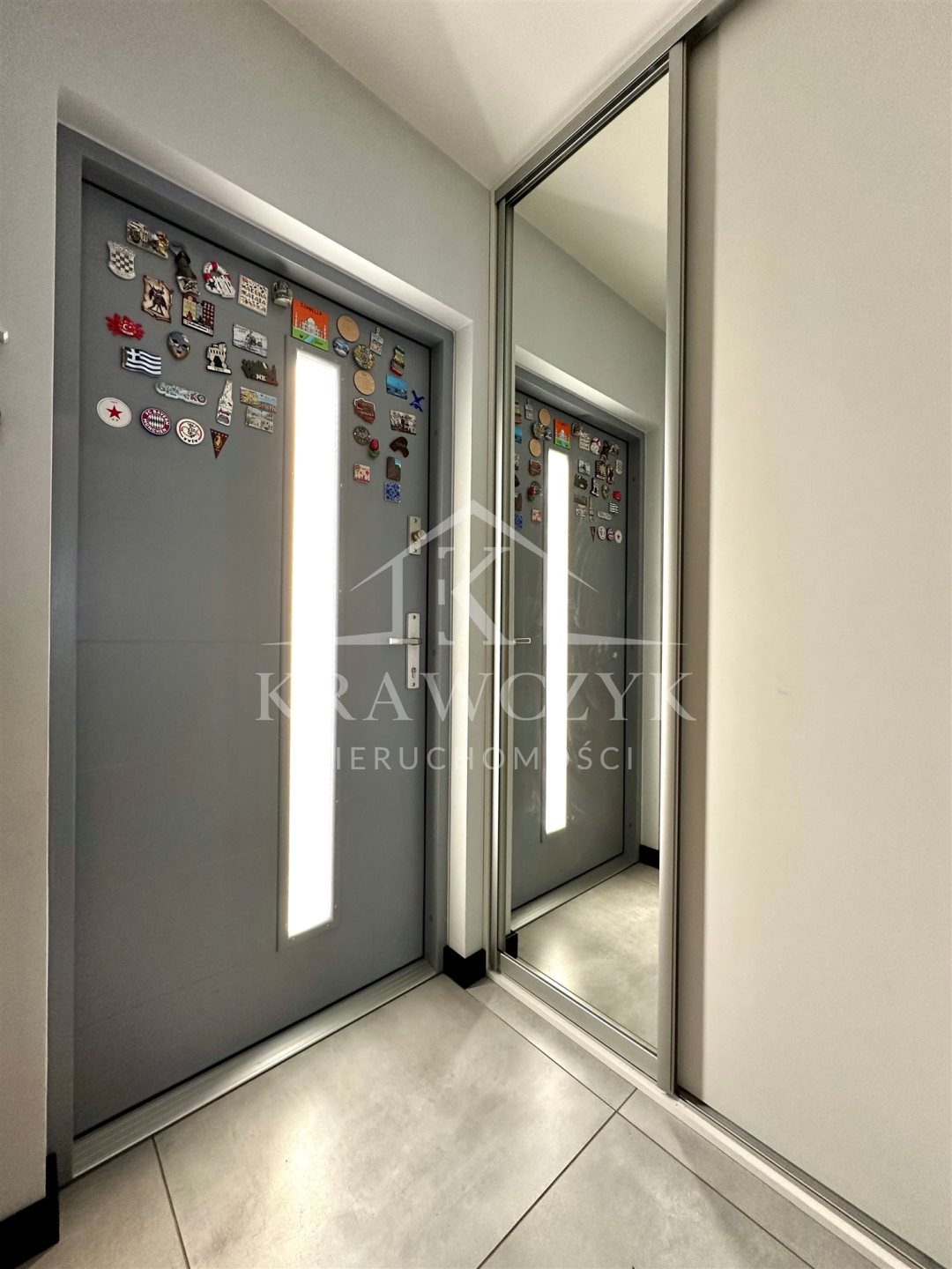 GUMIEŃCE SZEREG 2022r. 4pok. 2 m.parkingowe, ogród (14)