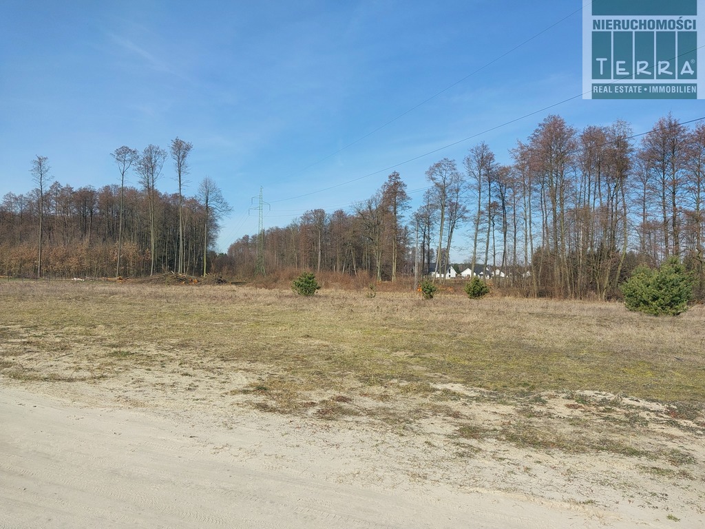 Działka budowlana z pełnym uzbrojeniem w Płotach (6)