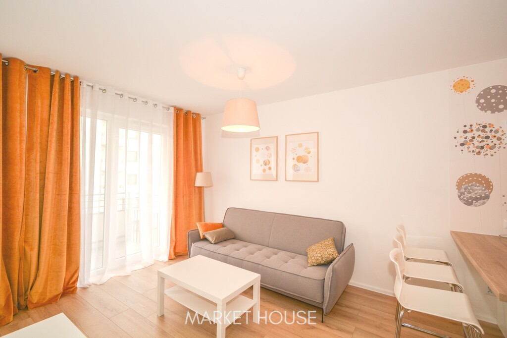 Kawalerka przy ul.Pow.Śląskich z m. postojowym (4)