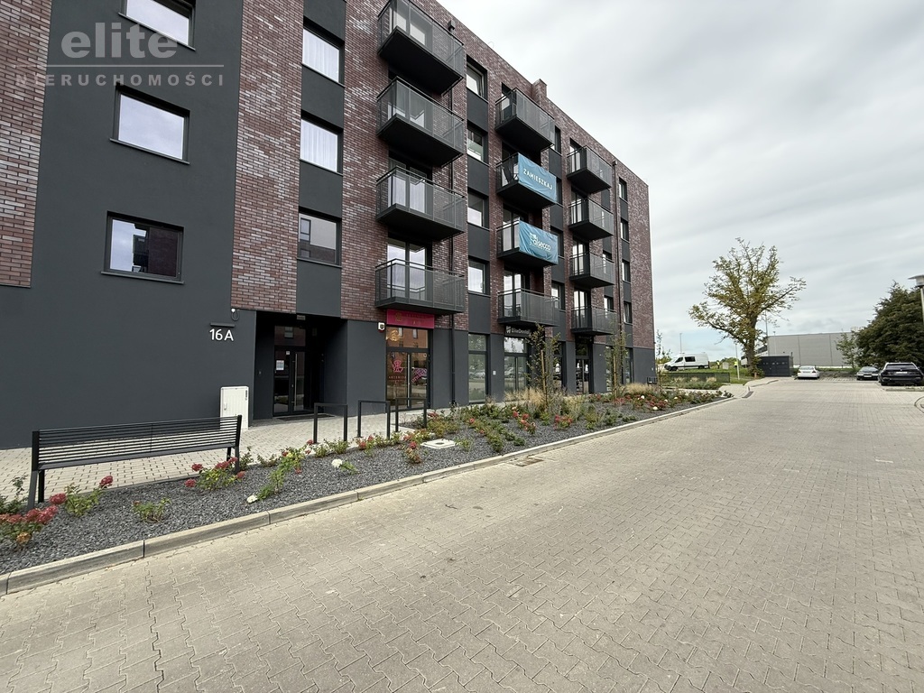 Nowa Cukrownia lokal 114m2 wykończony duże witryny (4)