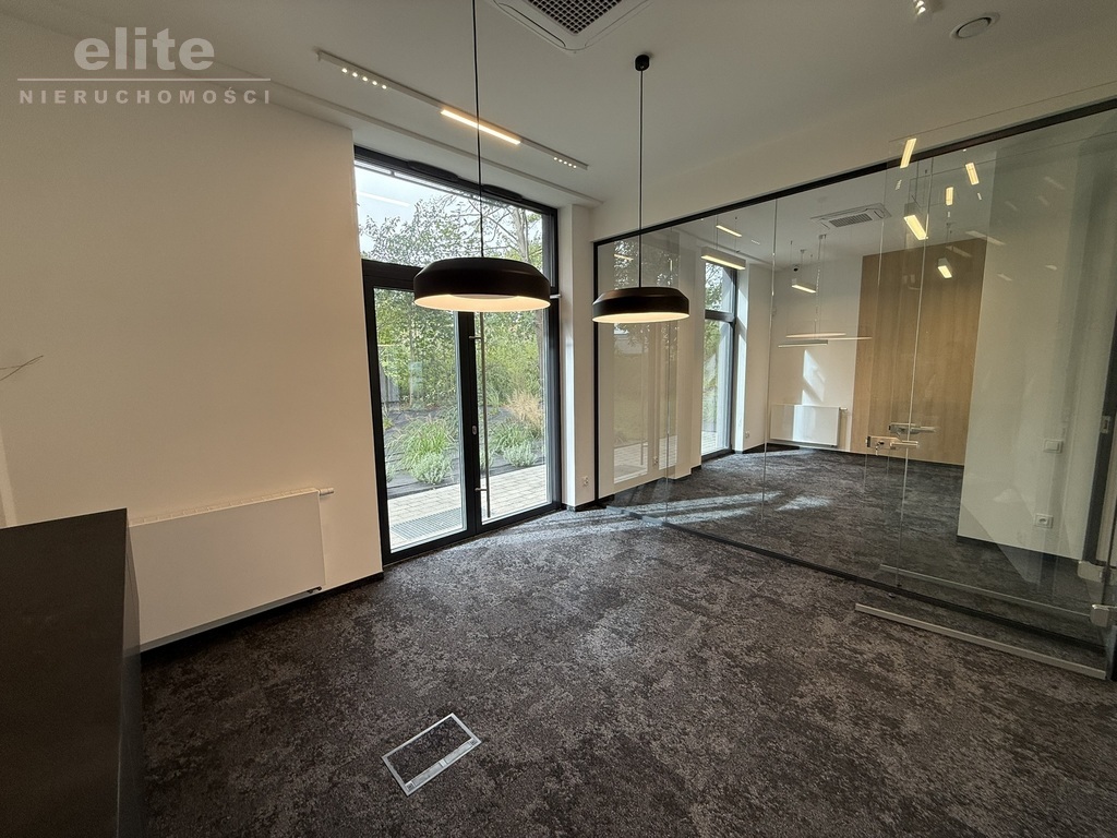 Nowa Cukrownia lokal 114m2 wykończony duże witryny (19)