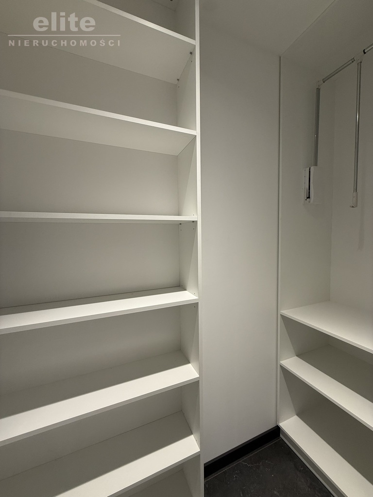 Nowa Cukrownia lokal 114m2 wykończony duże witryny (25)