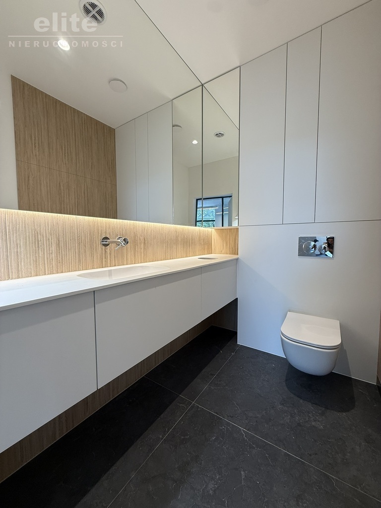 Nowa Cukrownia lokal 114m2 wykończony duże witryny (27)