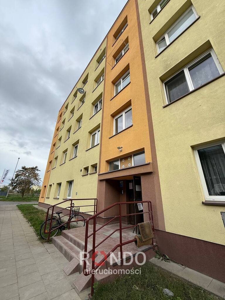 Spółdzielcze 3-pokojowe z balkonem (10)