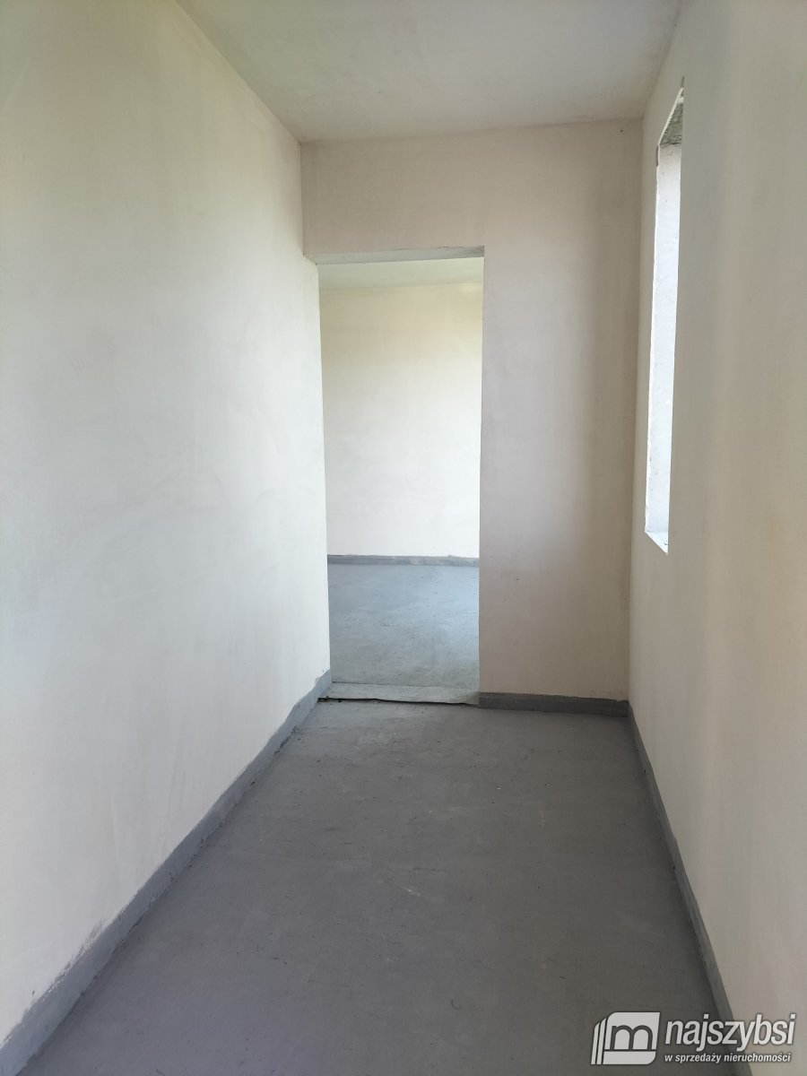 Płoty - dom wolnostojący w świetnej lokalizacji (17)