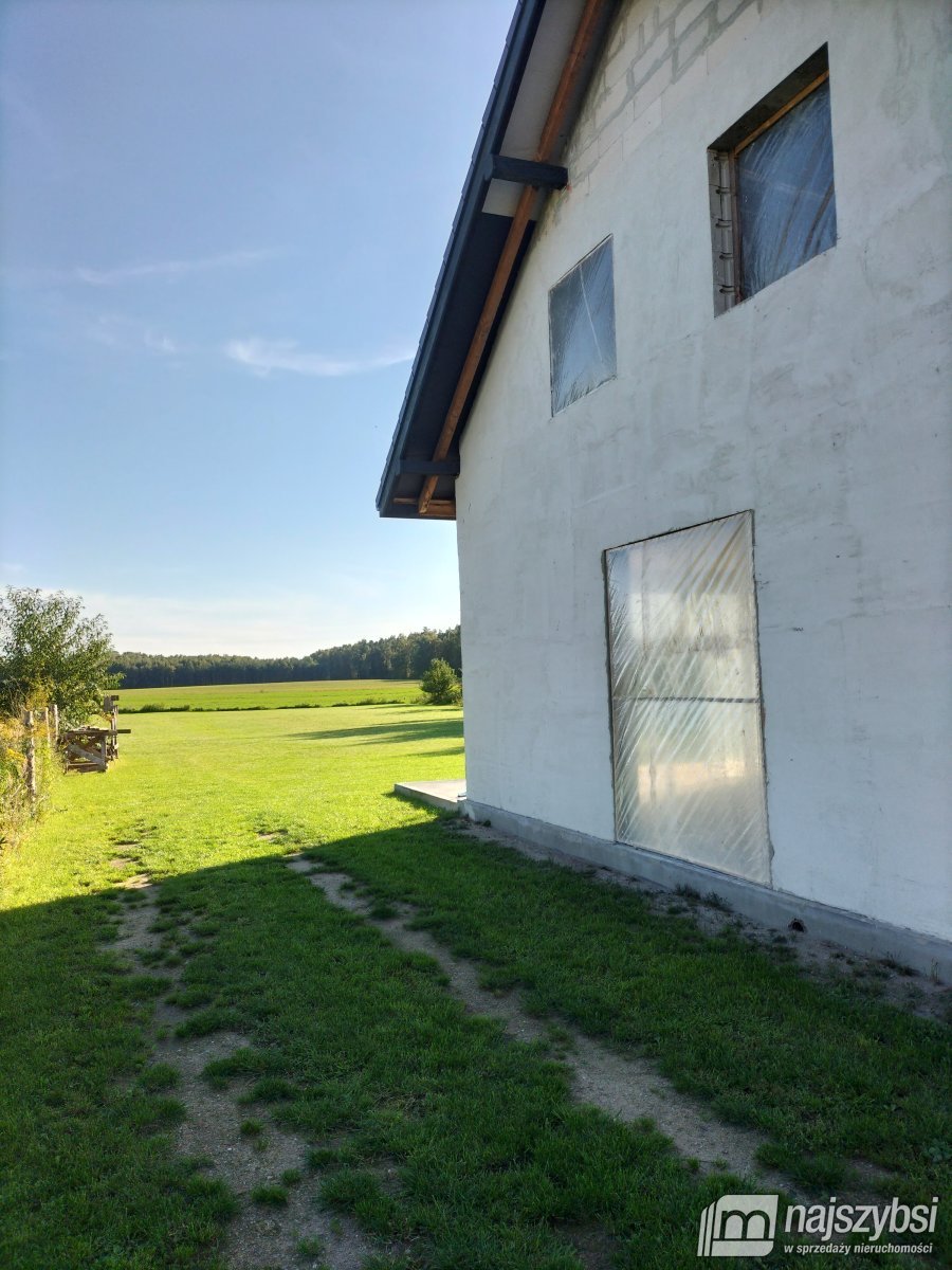 Płoty - dom wolnostojący w świetnej lokalizacji (2)