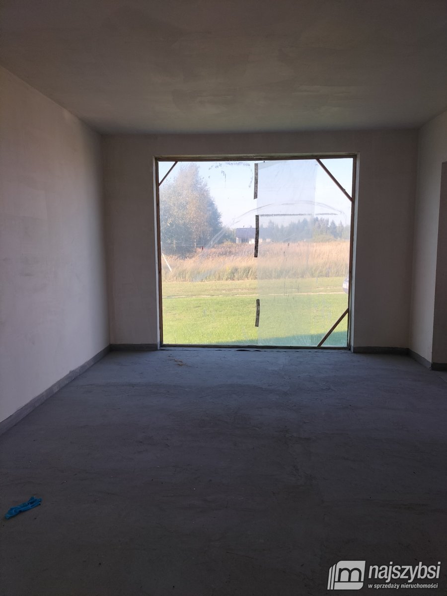 Płoty - dom wolnostojący w świetnej lokalizacji (4)