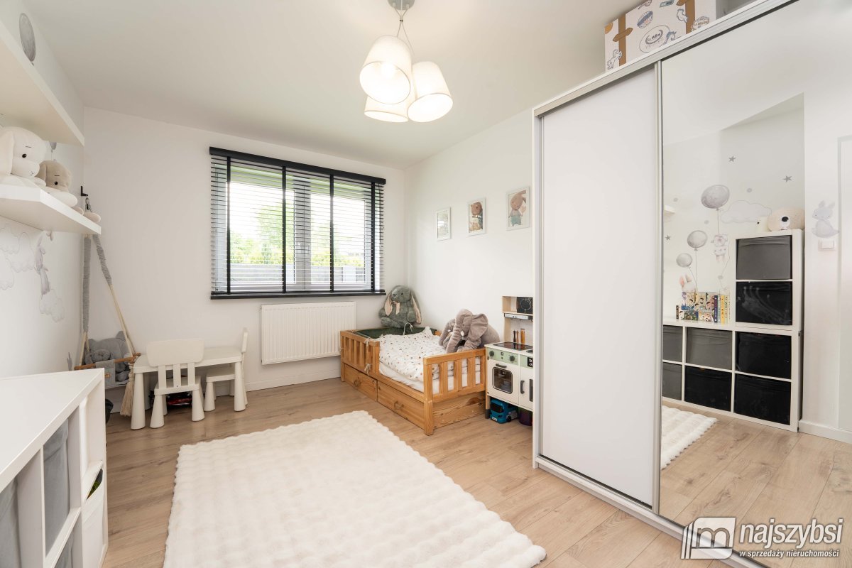 Kołobrzeg/Nieżyn Dom jednorodzinny o pow.181m2 (10)