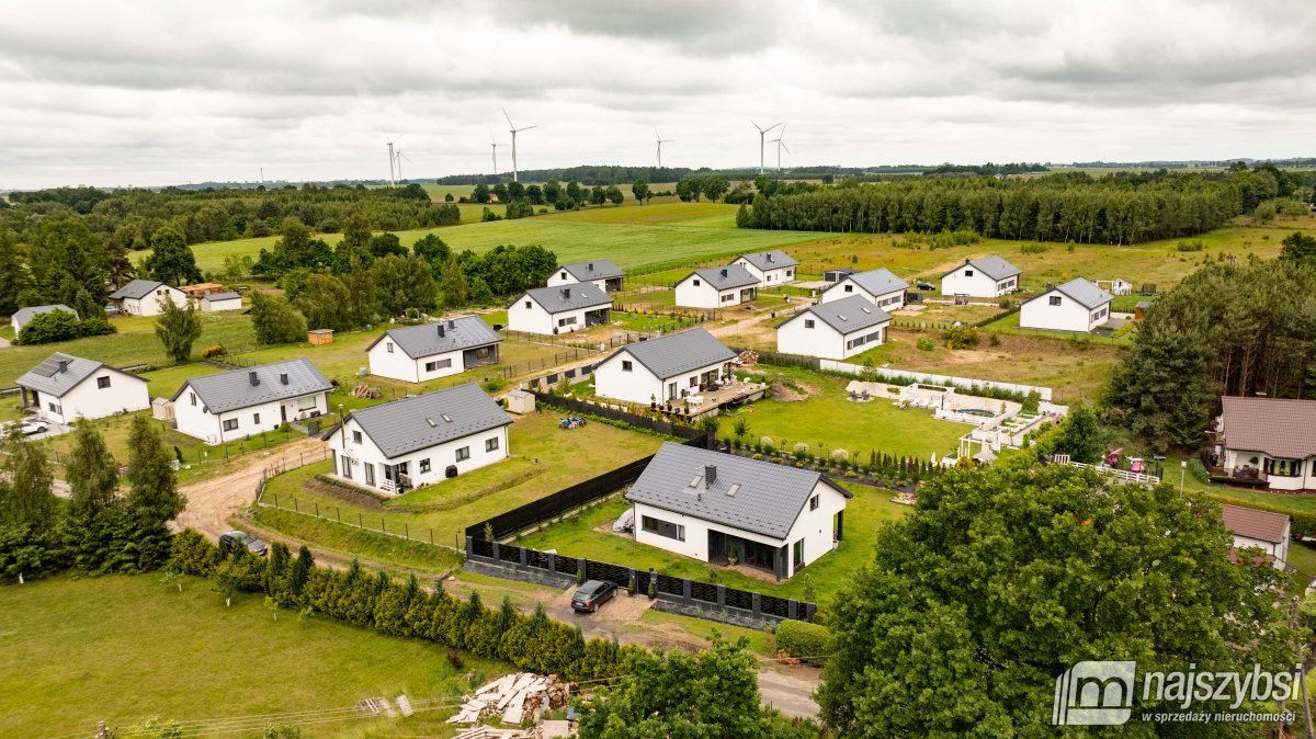 Kołobrzeg/Nieżyn Dom jednorodzinny o pow.181m2 (21)
