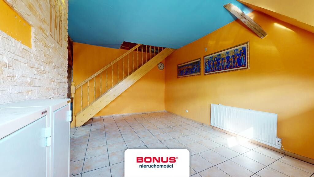 Dwa duże pokoje w świetnej lokalizacji (2)