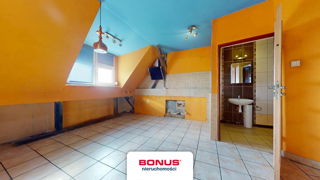 Dwa duże pokoje w świetnej lokalizacji (7)