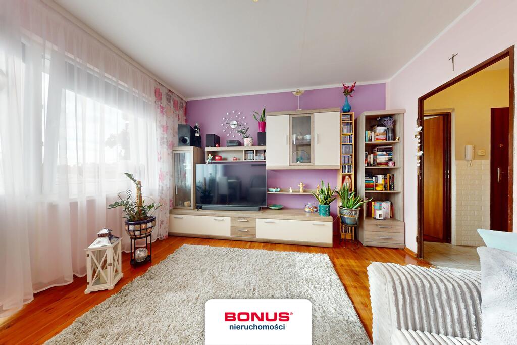 Rozkładowe i przestronne trzypokojowe mieszkanie (6)