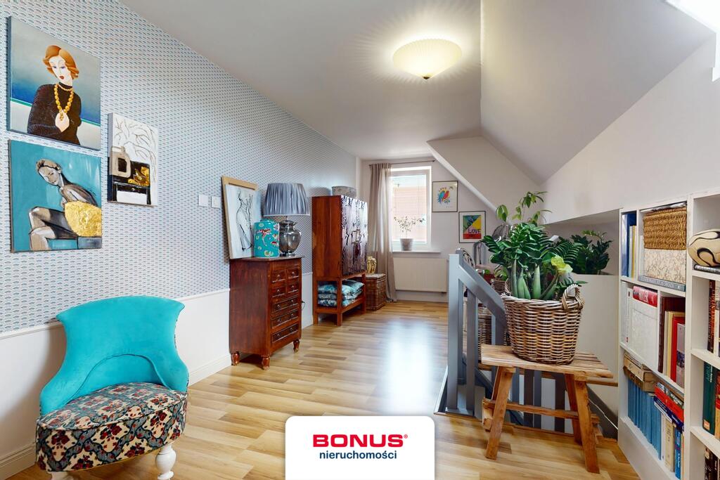 Dwupoziomowe mieszkanie w wysokim standardzie (15)