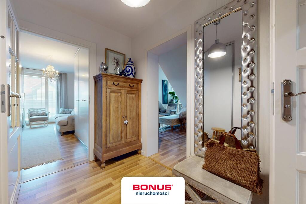Dwupoziomowe mieszkanie w wysokim standardzie (18)