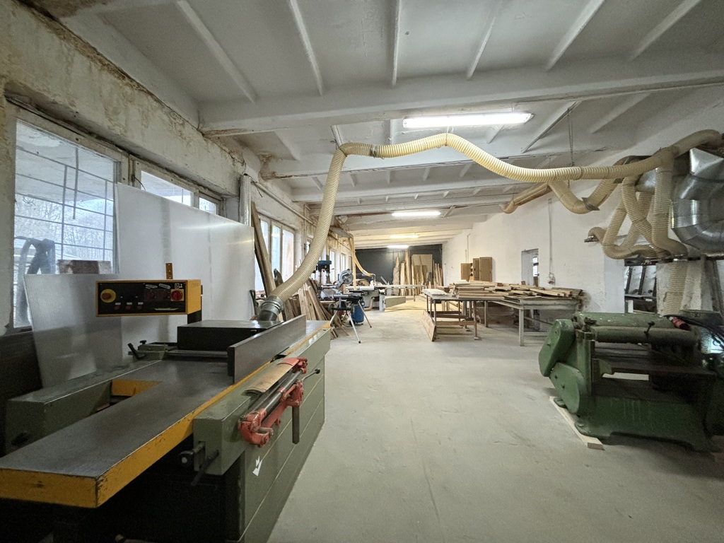 Stolarnia, Suszarnia drewna z wyposażeniem Police! (6)