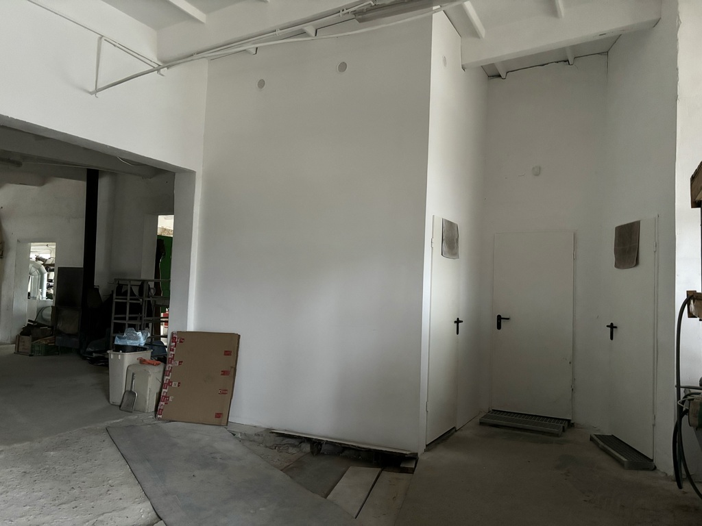 Stolarnia, Suszarnia drewna z wyposażeniem Police! (15)