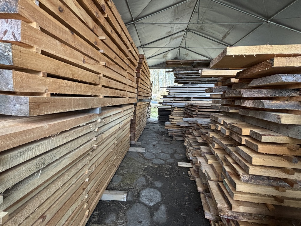 Stolarnia, Suszarnia drewna z wyposażeniem Police! (17)