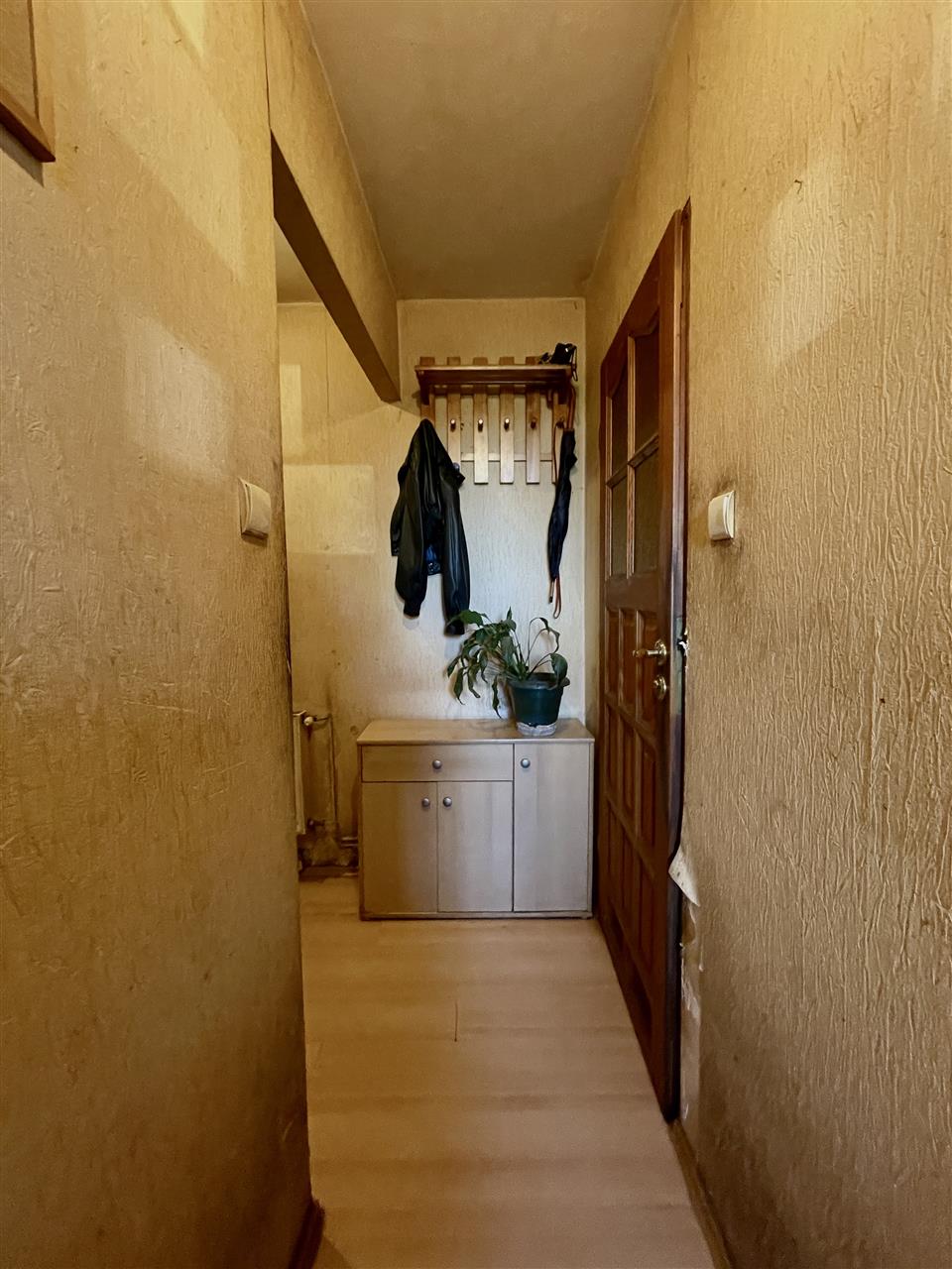 Mieszkanie do remontu, 500m od Jeziora, niska cena (10)