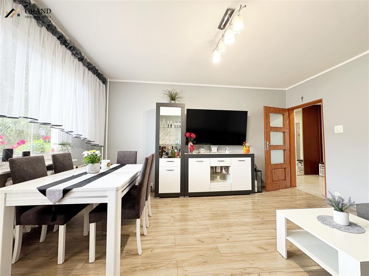 Mieszkanie 3 pokojowe- os. Bukowe (1)