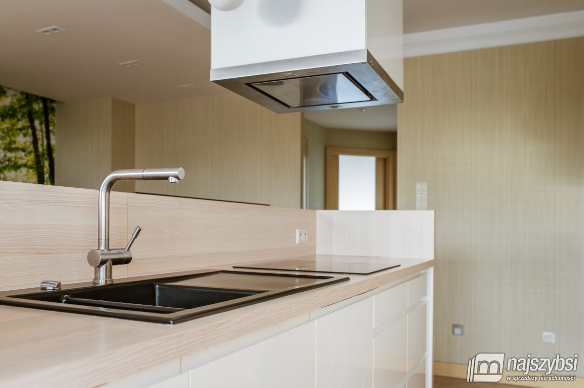 Kołobrzeg-Penthouse w centrum miasta 600m od morza (3)