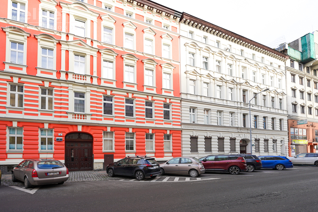 4 Pokojowe Mieszkanie 95m2 w Centrum miasta (10)