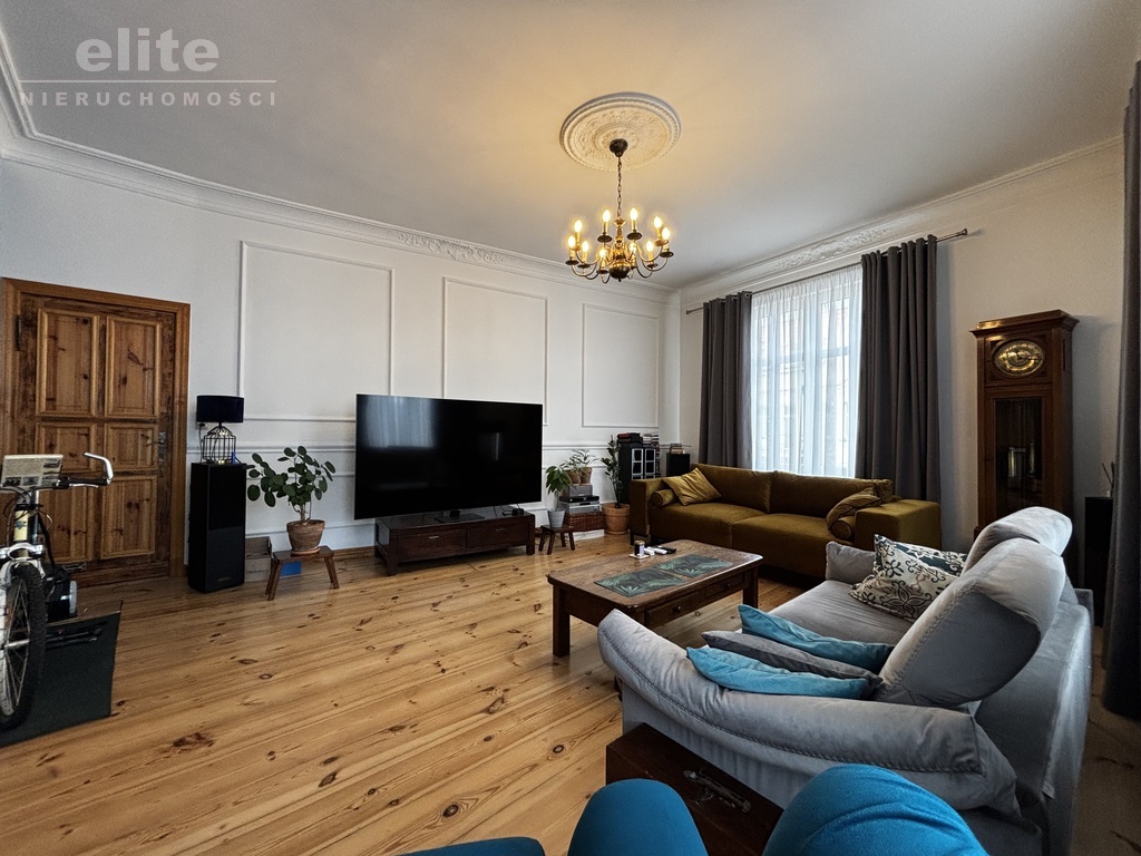 3 pokoje, balkon, garderoba, spiżarnia, piwnica (4)