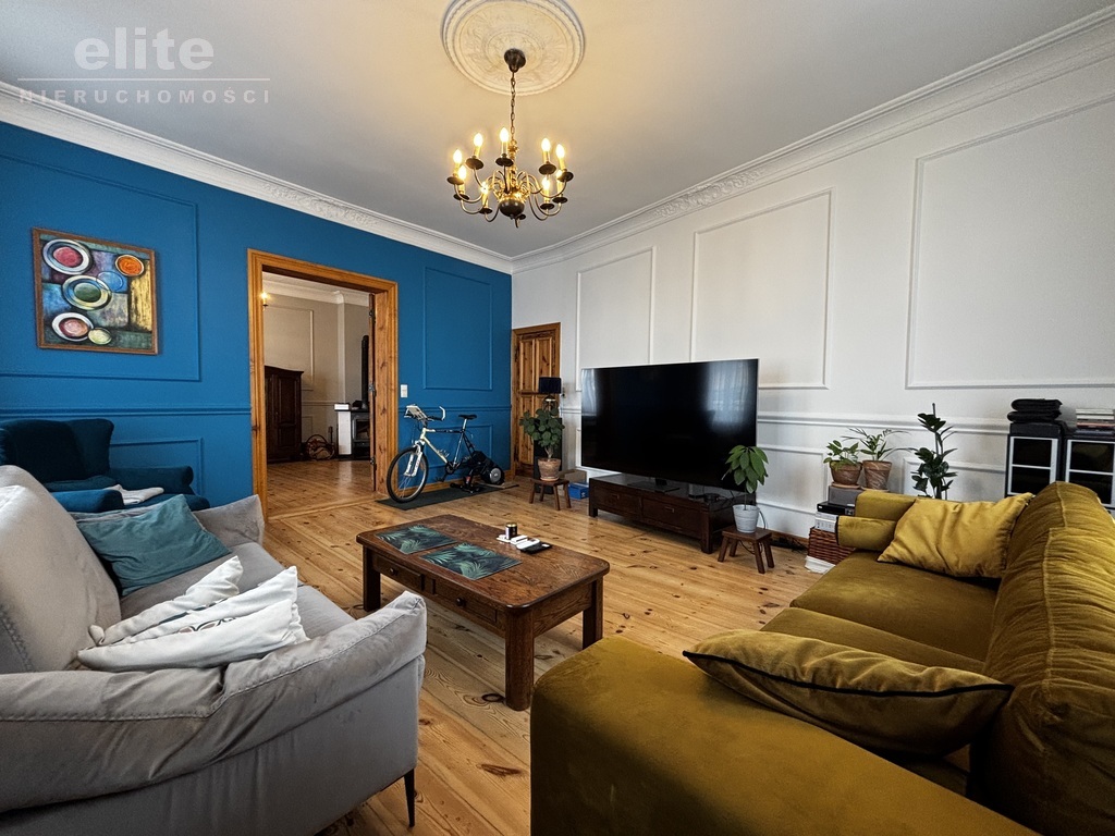 3 pokoje, balkon, garderoba, spiżarnia, piwnica (1)