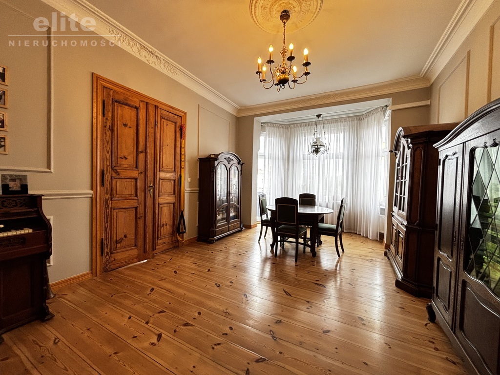 3 pokoje, balkon, garderoba, spiżarnia, piwnica (8)