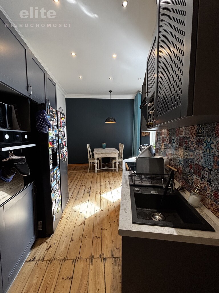 3 pokoje, balkon, garderoba, spiżarnia, piwnica (18)