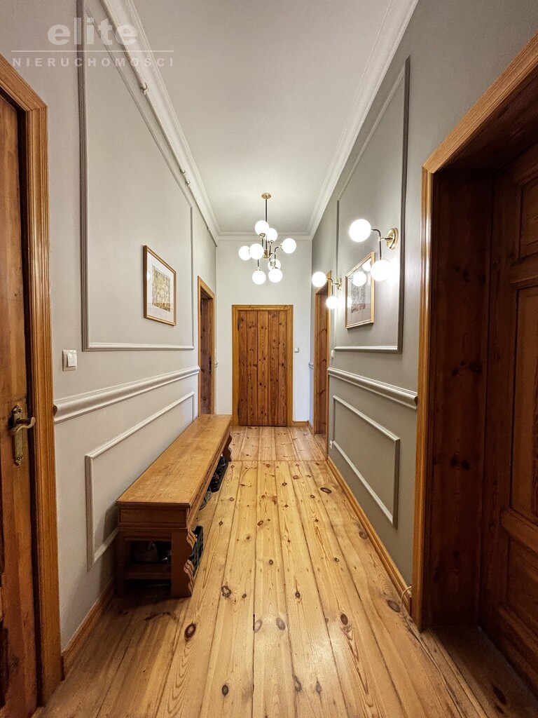 3 pokoje, balkon, garderoba, spiżarnia, piwnica (9)