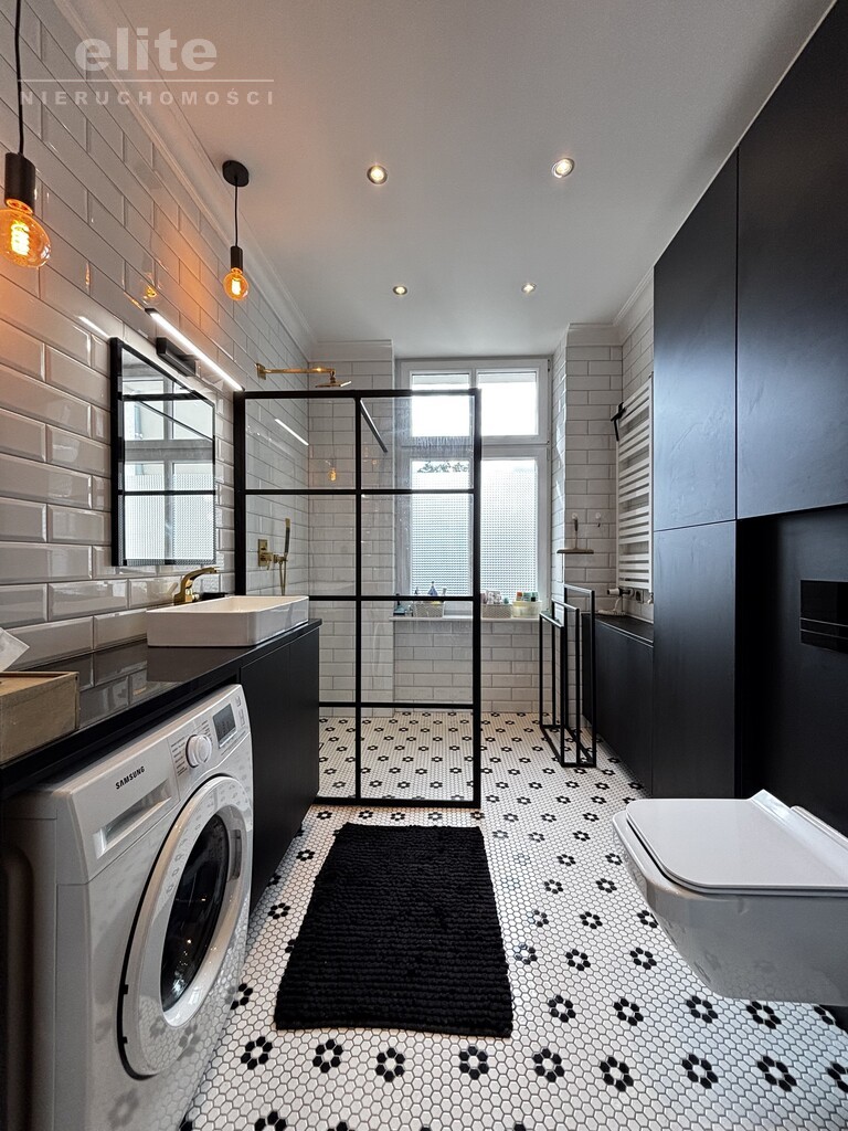 3 pokoje, balkon, garderoba, spiżarnia, piwnica (11)