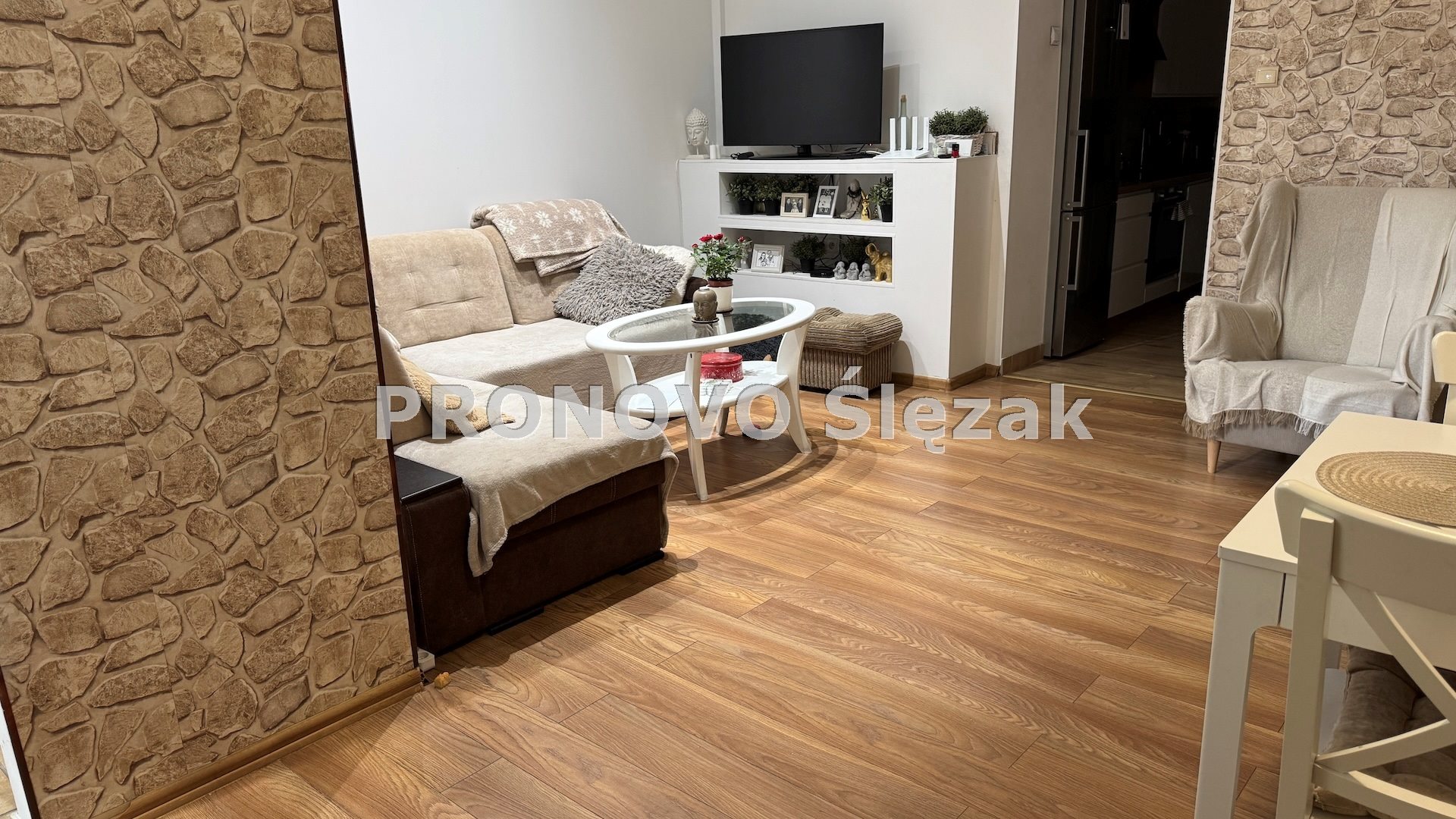 Sprzedam mieszkanie Oborniki Śląskie (2)