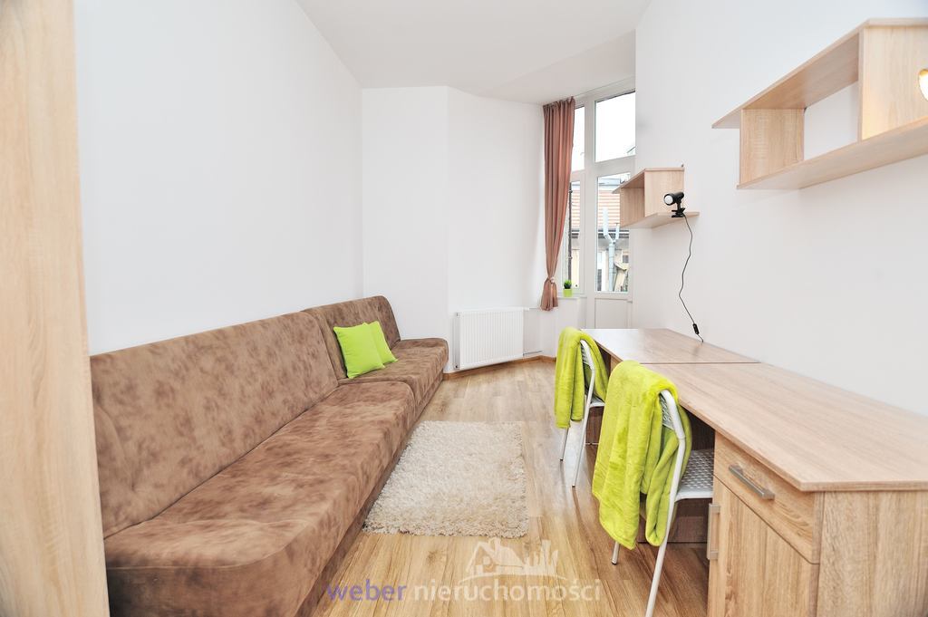 Pokój dwuosobowy nr 5 do wynajęcia (2)