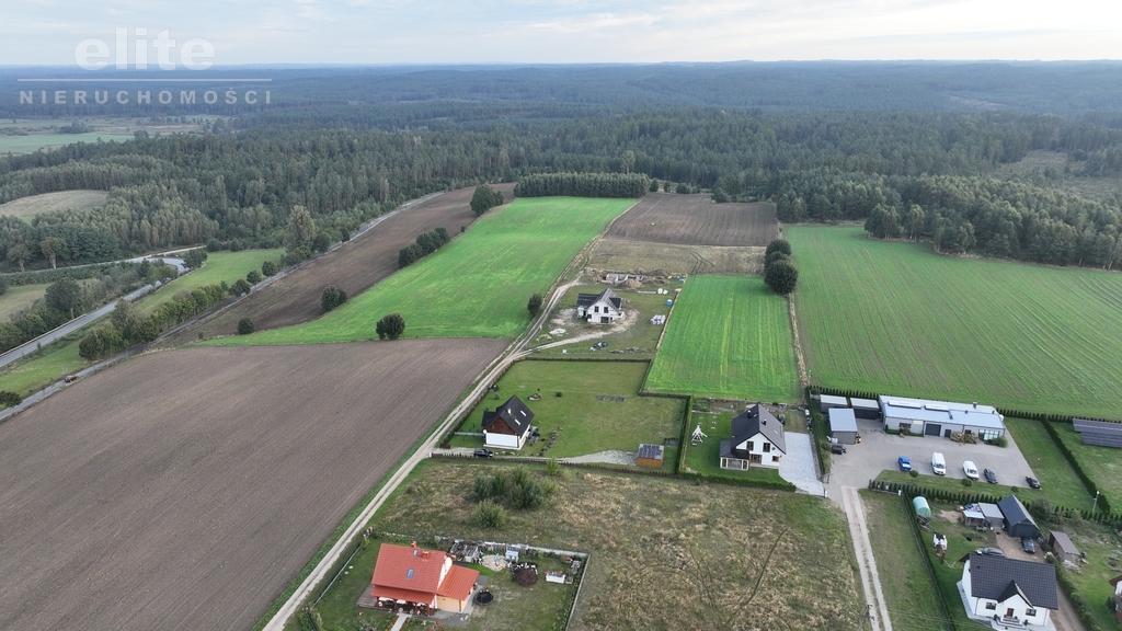 Na sprzedaż dom na Kaszubach z oczkiem wodnym, (12)