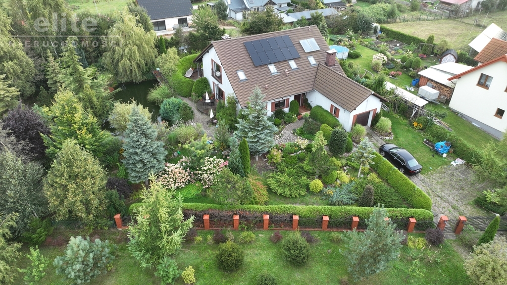 Na sprzedaż dom na Kaszubach z oczkiem wodnym, (3)