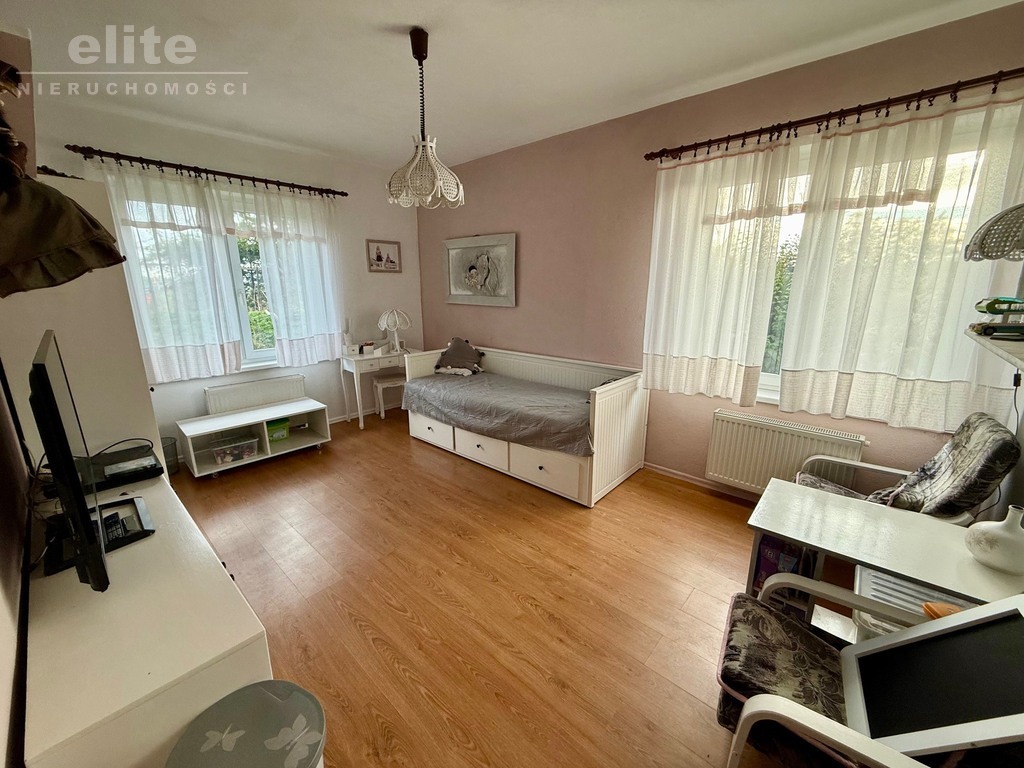 Na sprzedaż dom na Kaszubach z oczkiem wodnym, (22)