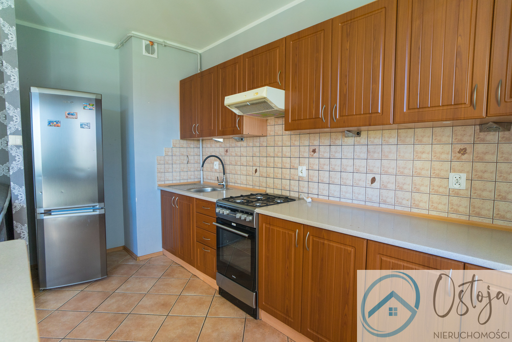 Kawalerka z balkonem, wysoki parter, dodatek garaż (4)