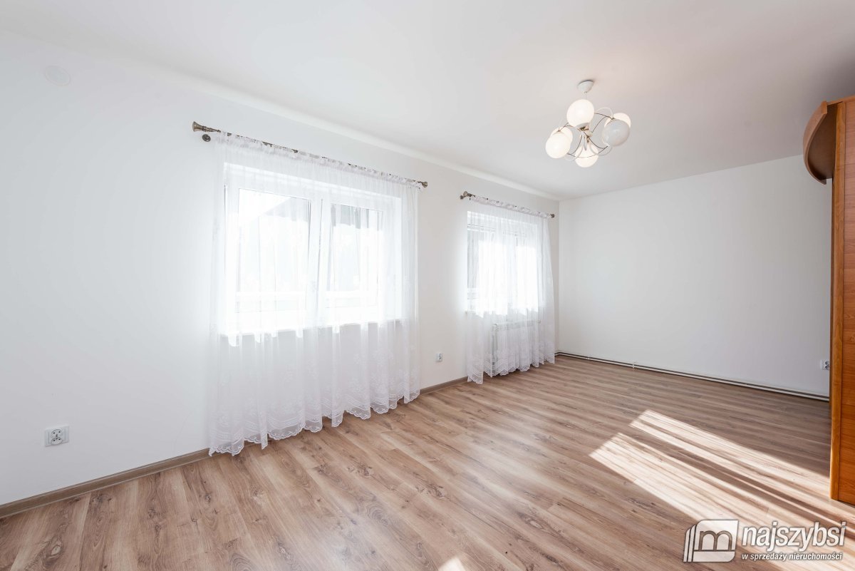 BIAŁOGARD-MIESZKANIE 2-POZIOMOWE Z GARAŻEM I SAUNĄ (19)