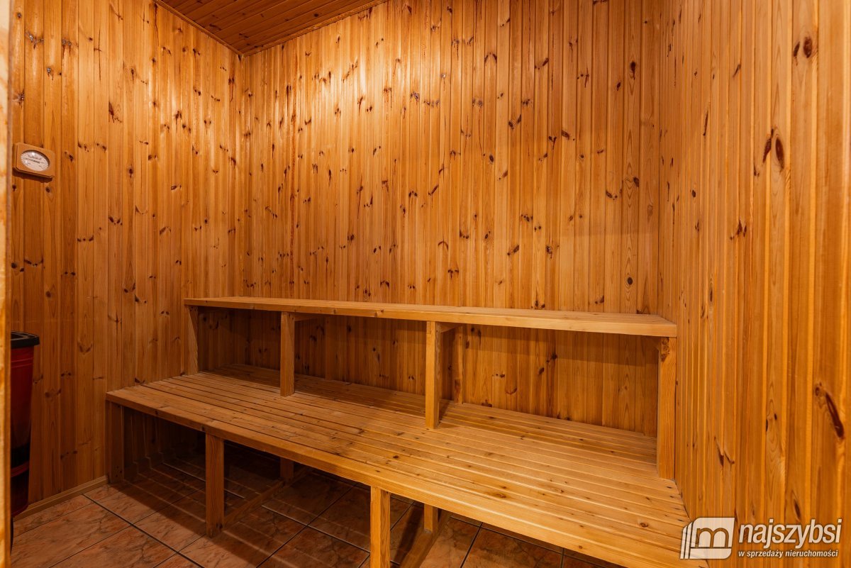 BIAŁOGARD-MIESZKANIE 2-POZIOMOWE Z GARAŻEM I SAUNĄ (9)