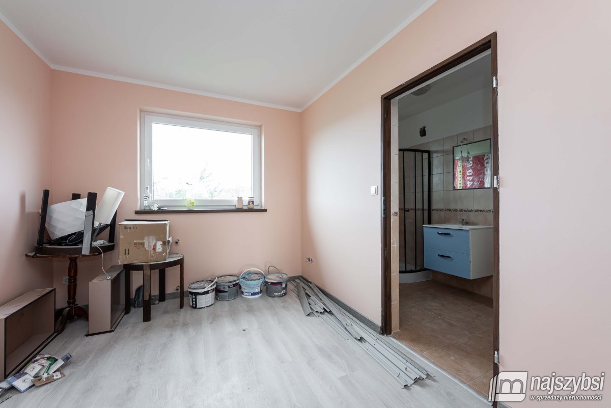 MIELNO-PENSJONAT Z POTENCIAŁEM  (17)