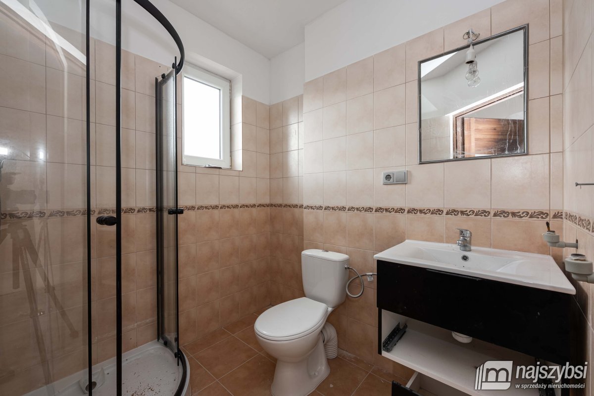 MIELNO-PENSJONAT Z POTENCIAŁEM  (20)