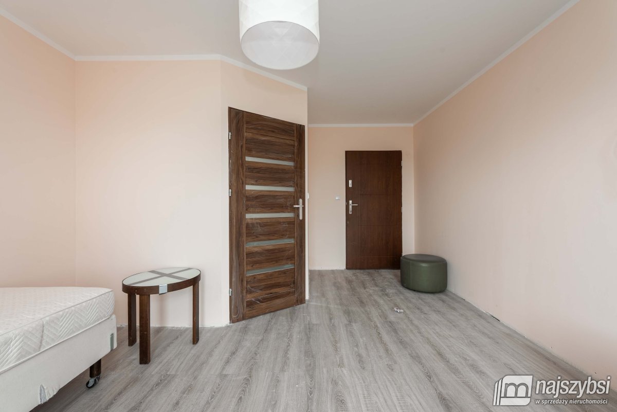 MIELNO-PENSJONAT Z POTENCIAŁEM  (22)