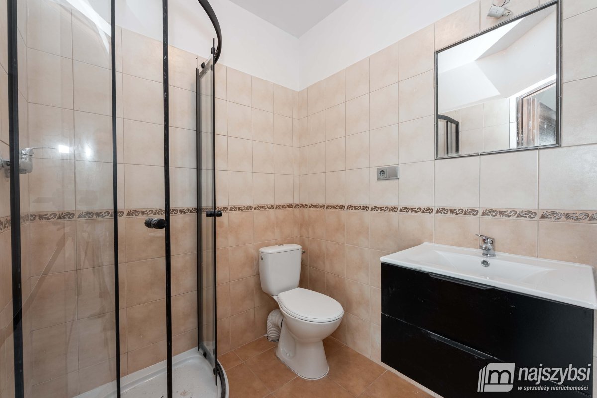 MIELNO-PENSJONAT Z POTENCIAŁEM  (25)