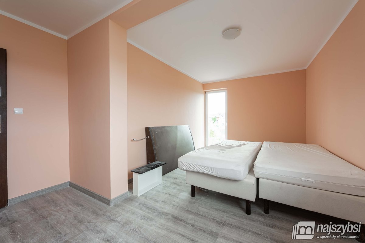 MIELNO-PENSJONAT Z POTENCIAŁEM  (26)