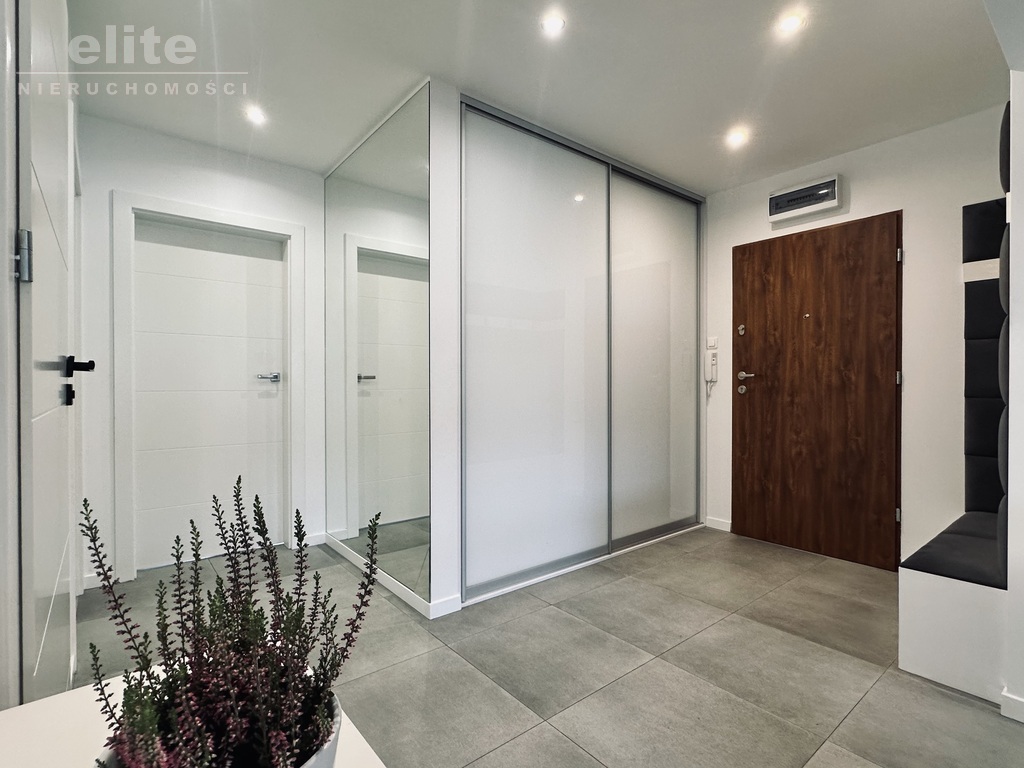 Warszewo nowoczesne 105m2 zamykany garaż w budynku (20)