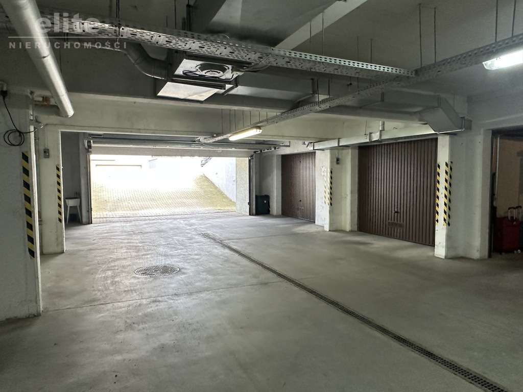 Warszewo nowoczesne 105m2 zamykany garaż w budynku (21)