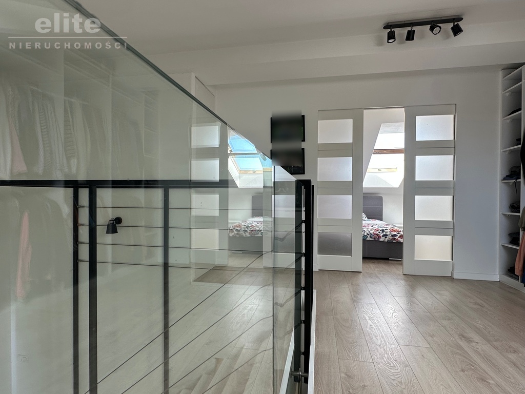 Warszewo nowoczesne 105m2 zamykany garaż w budynku (10)