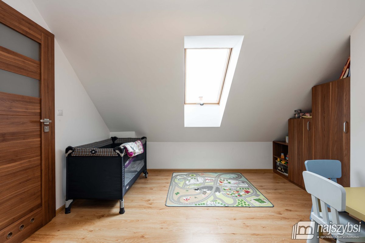 DOBIESŁAWIEC-DWA DOMKI CAŁOROCZNE  (19)