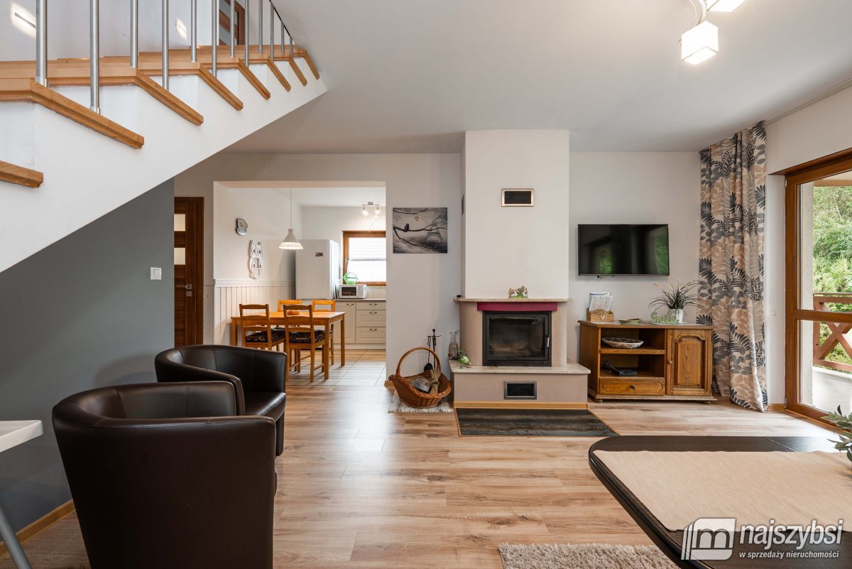 DOBIESŁAWIEC-DWA DOMKI CAŁOROCZNE  (4)